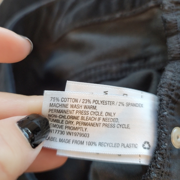 💕 Universal Thread High Rise Black Jeans Women's Size 14/32 - Picture 8 of 11